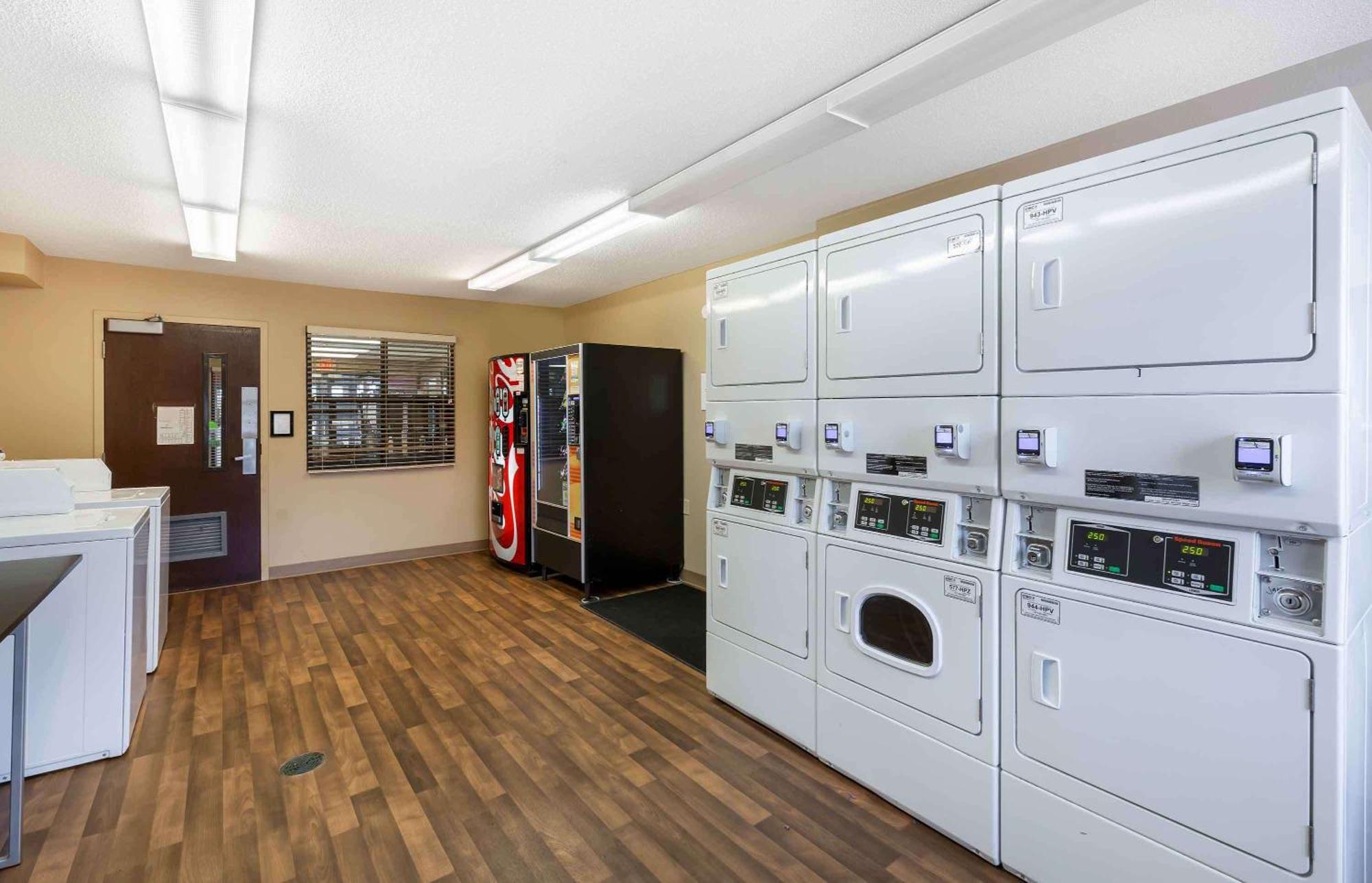 Extended Stay America Suites - Akron - Copley - East Eksteriør billede